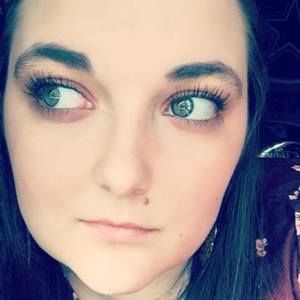 Meet your Posher, Abigail